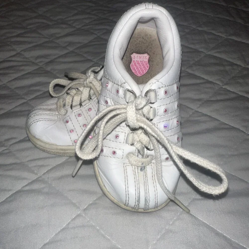 K-SWISS Girl's Size 5.5 Toddler Classic White Sneakers Athletic Pink Rhinestones